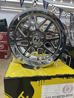 20x10 Hostile H108 6x135 1399.99 plus tax