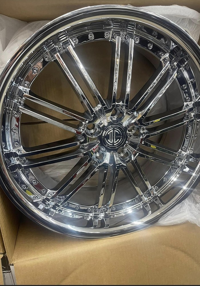 20 in 2crave 5x114.3 $1500.00